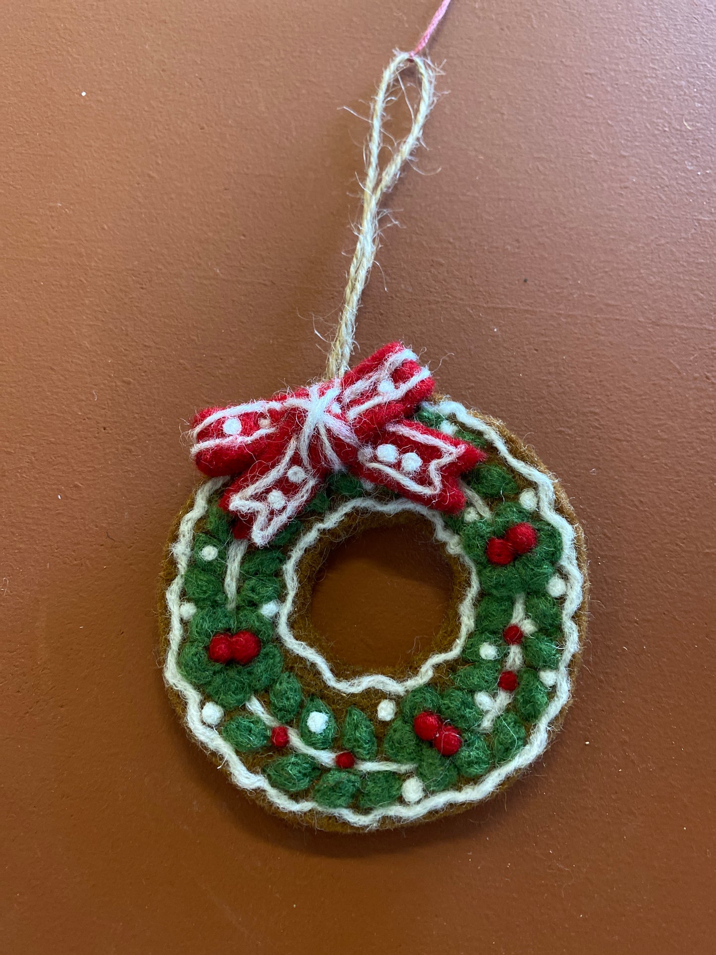Felt christmas wreath
