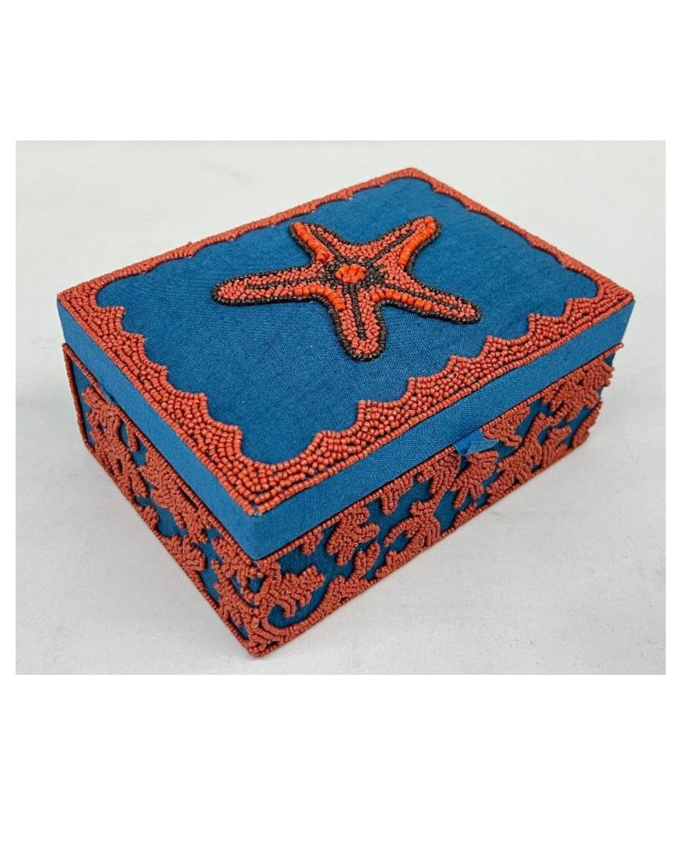 Beaded embroidered box starfish AKS002