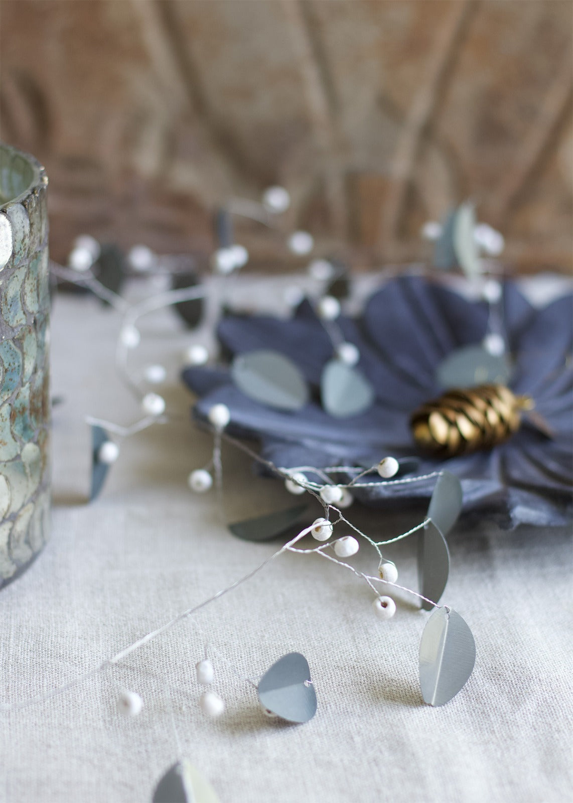 Guirlande zinc baies blanches EW-6210