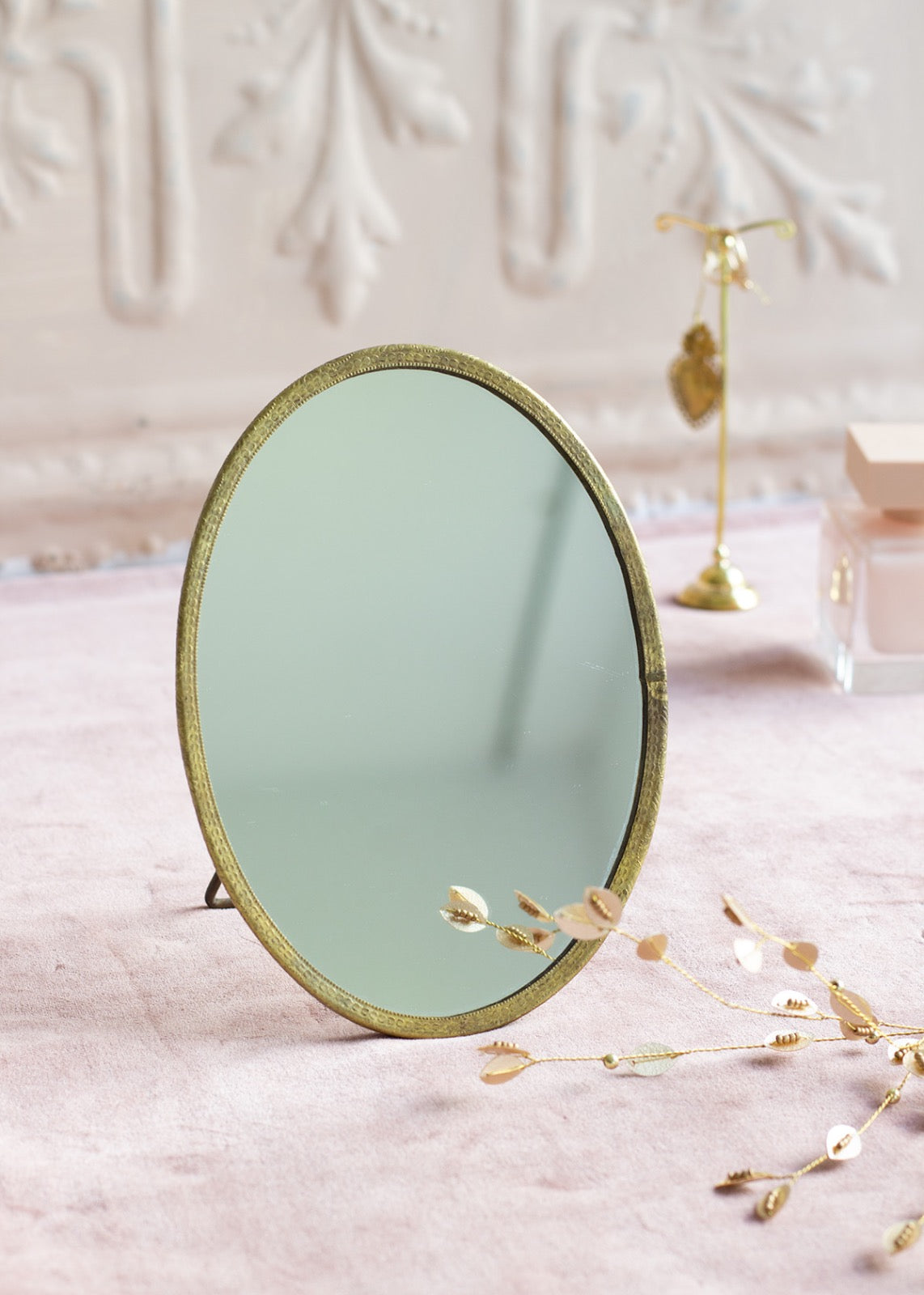 Mirror stand Oval Ti4242