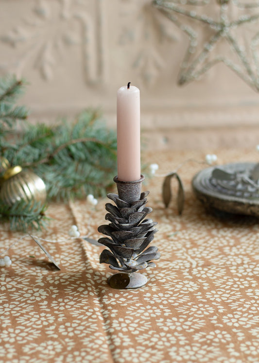 Bougeoir en forme de pomme de pin EW-5291