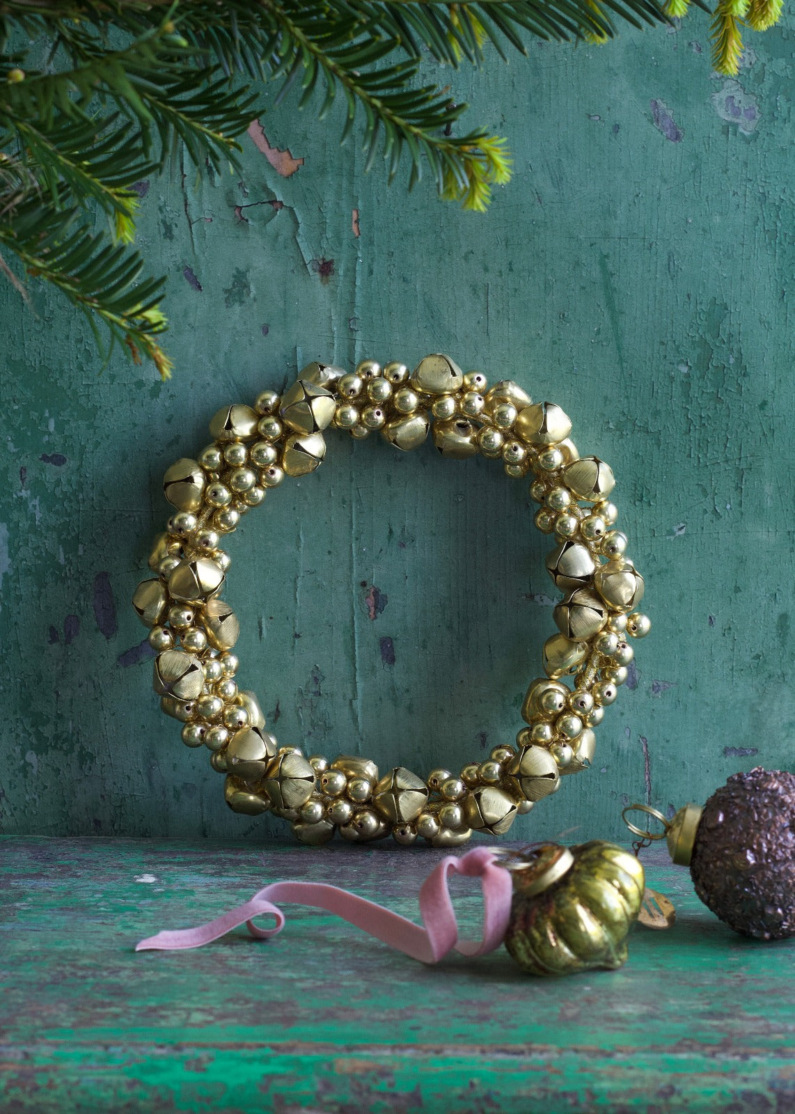 Wreath of brass bells WD17