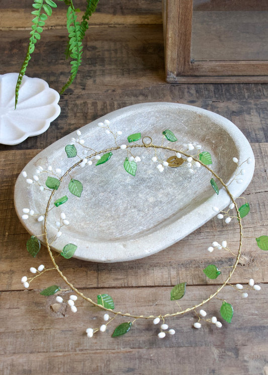 Wreath green leaves and white beads TI0223