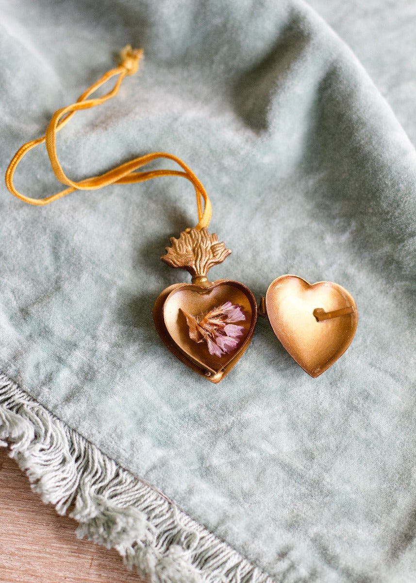 Mini sacred heart MA3017