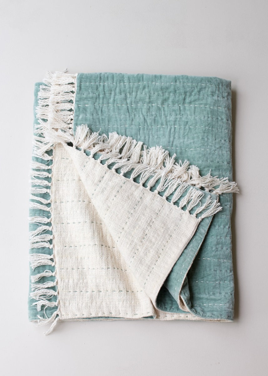 Jeté en velours NAK2311