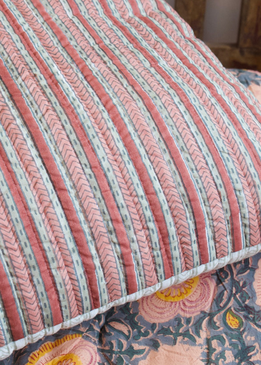 Kussenhoes roze strepen NAK2324