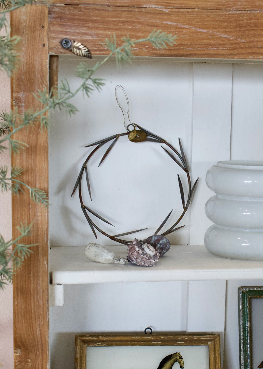 Wreath of leaves in zinc EW-5307zi