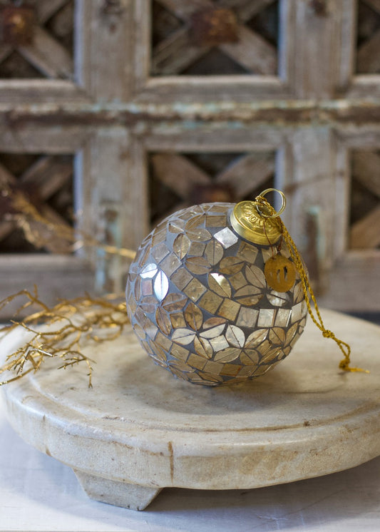 Christmas ball mosaic WEL158