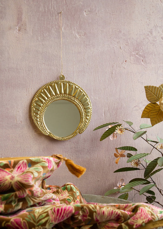 Mirror sacred round NAW20245