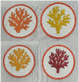 Coral beaded coaster s/4 AKS013