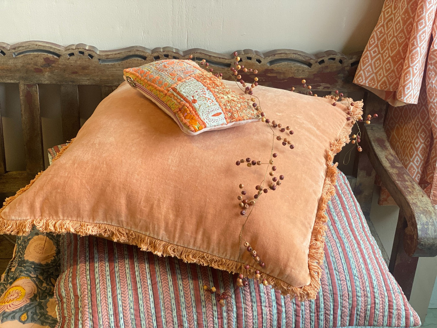 Cushion orange NAK2310