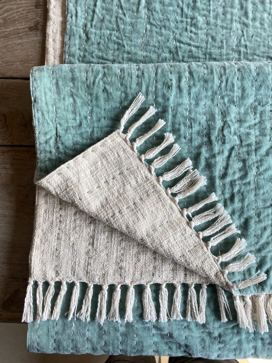 Jeté en velours NAK2311