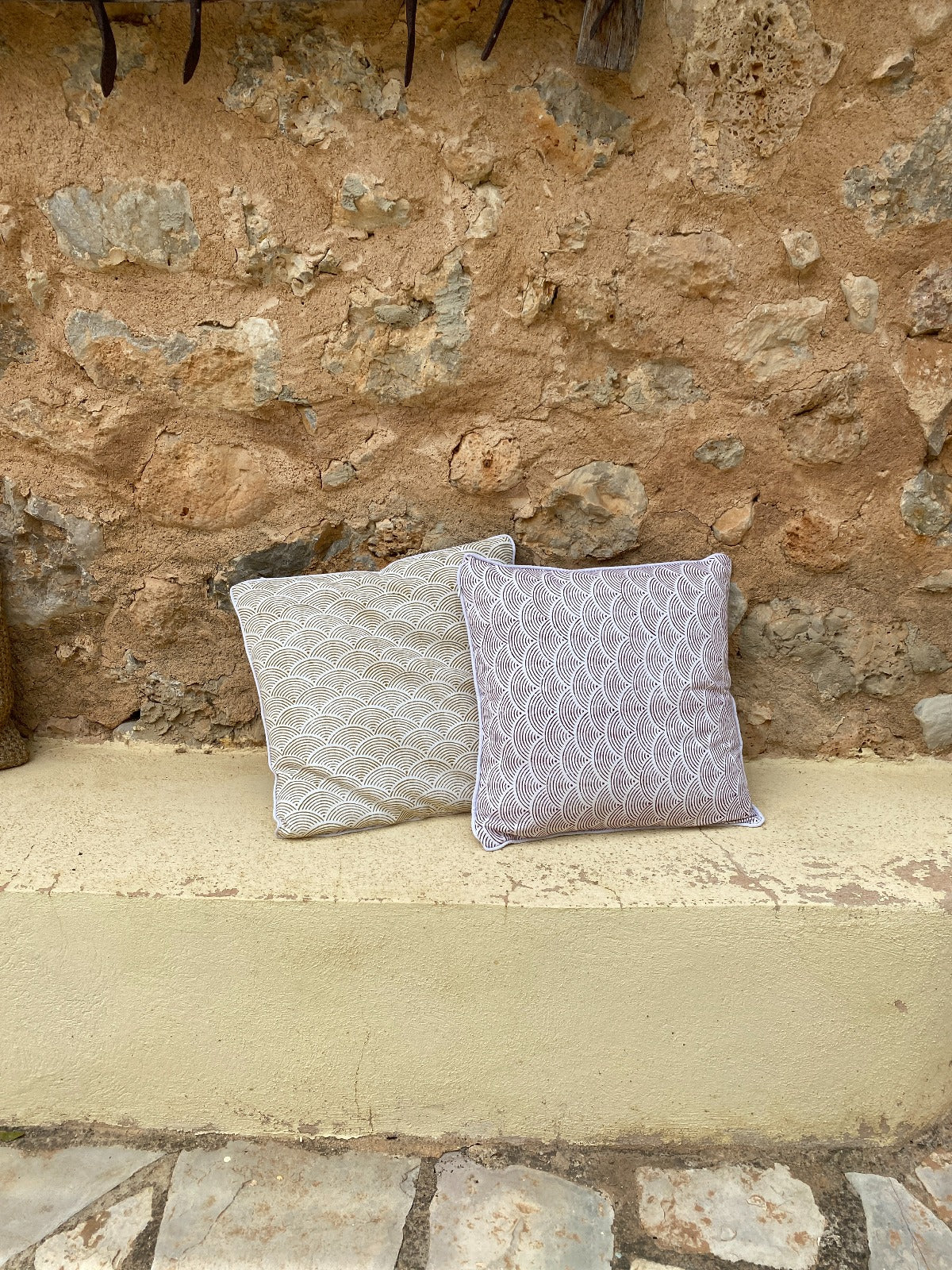 Coussin cumulus blockprint moutarde