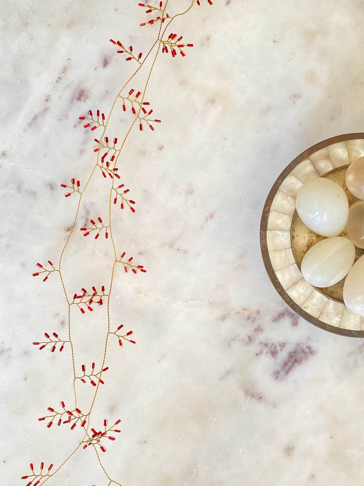 Guirlande de perles rouges WD41