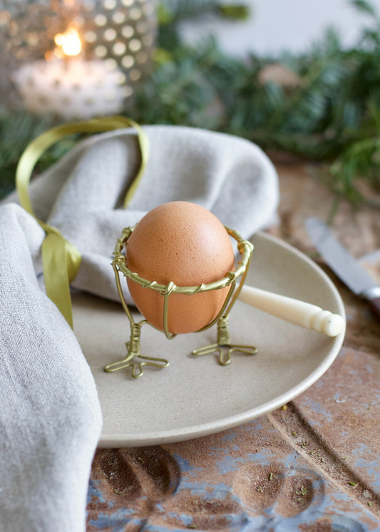 Walking egg holder KE105