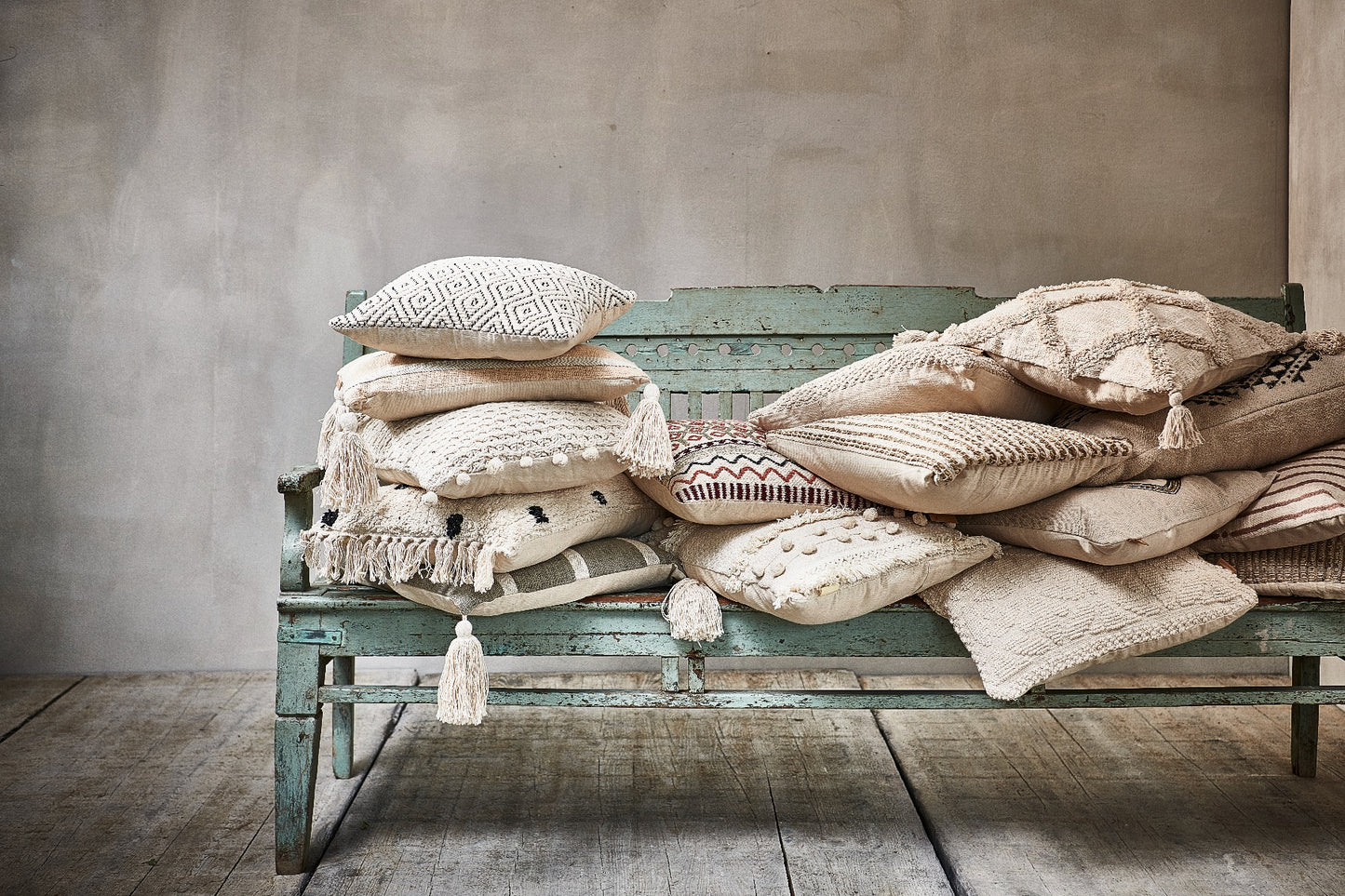 Cushion jute incl. filling LI015