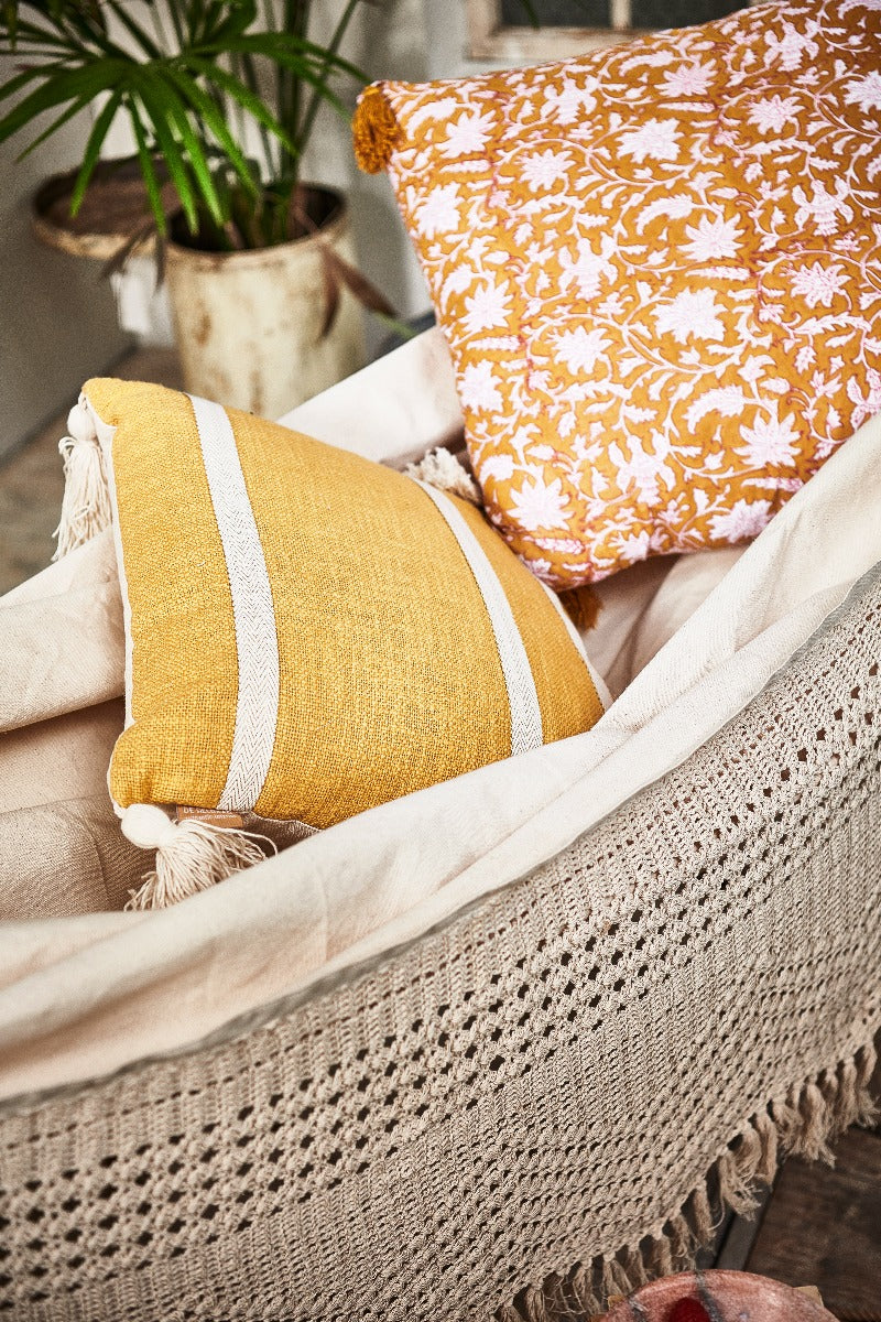 Cushion incl filling LI024