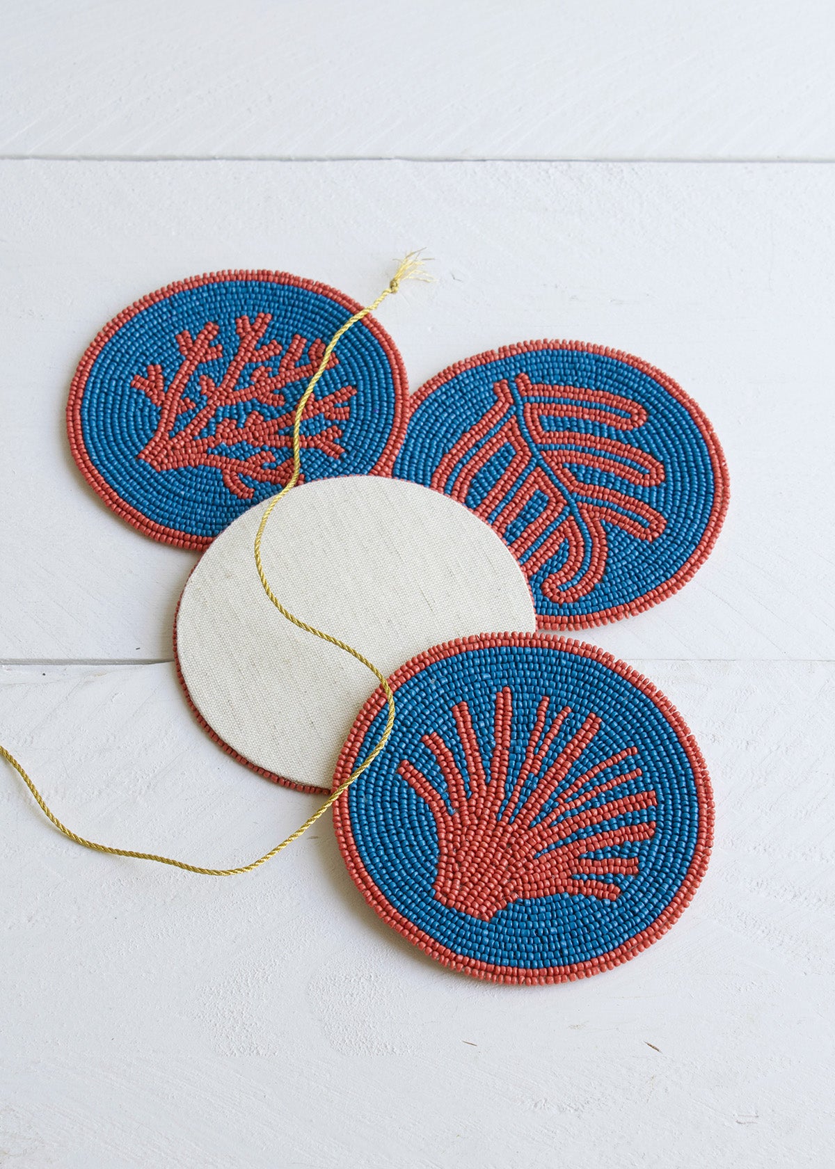 Beaded coasters s/4 AKS004