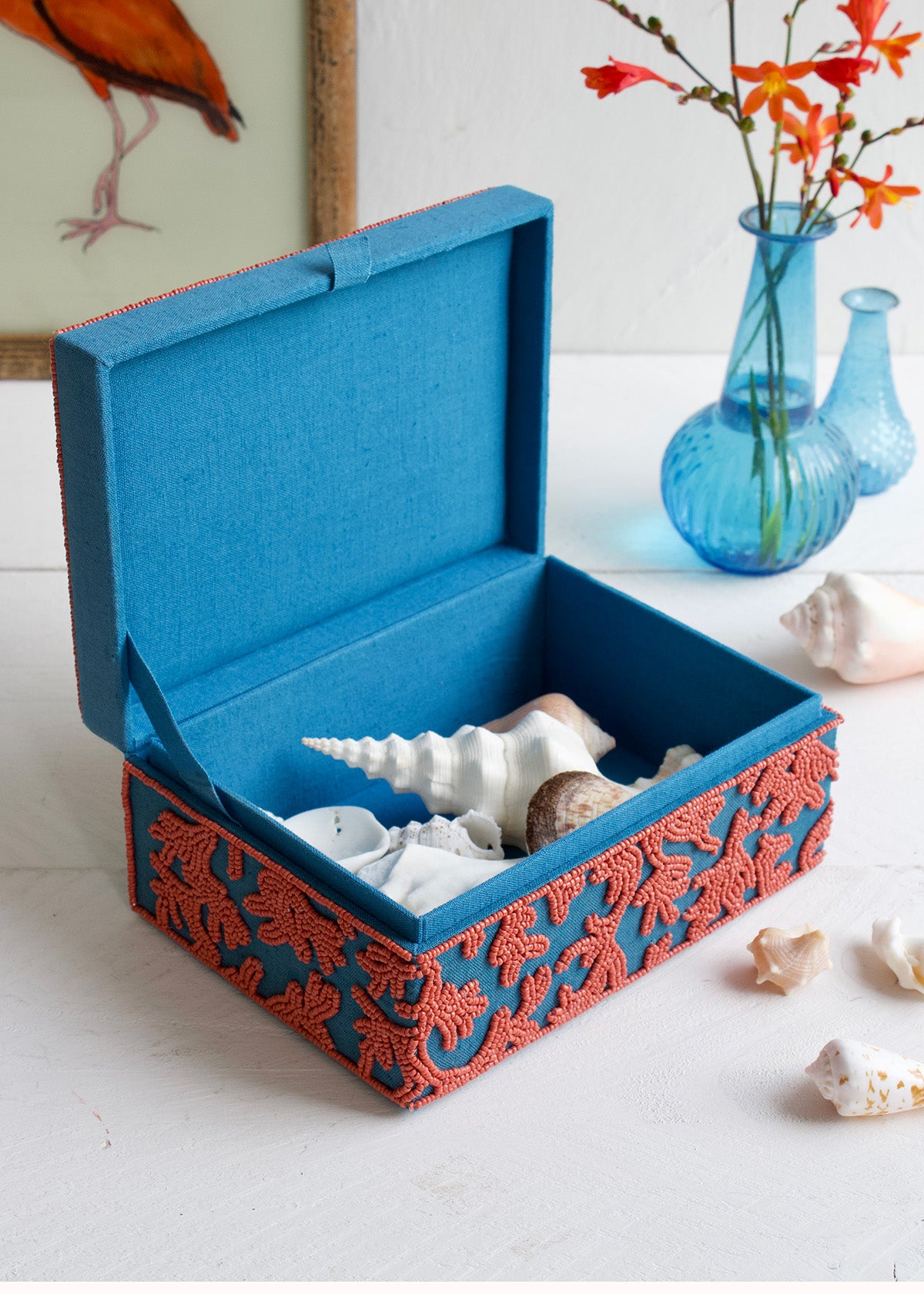 Beaded embroidered box starfish AKS002