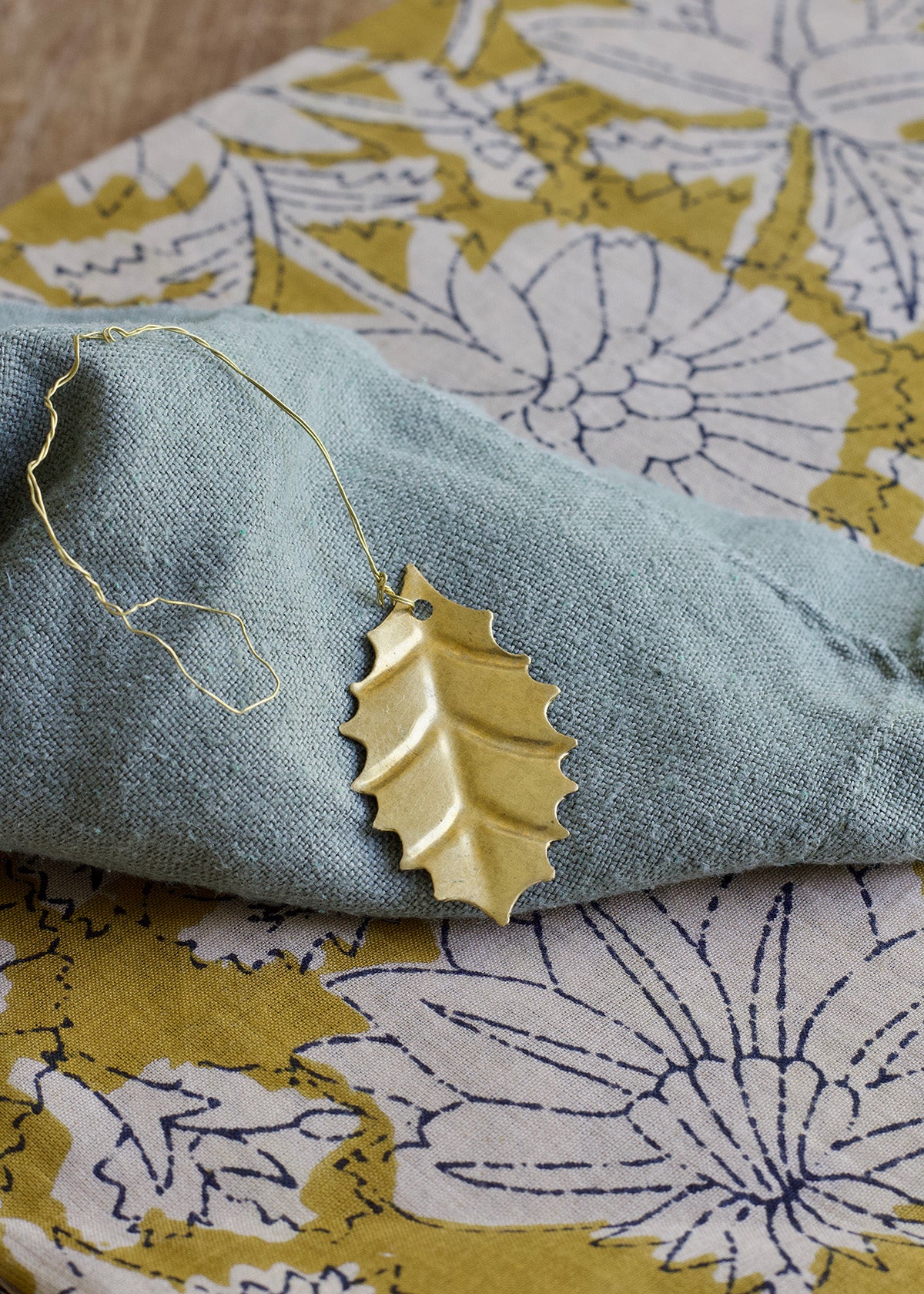 Leaf tag gold EW-5306