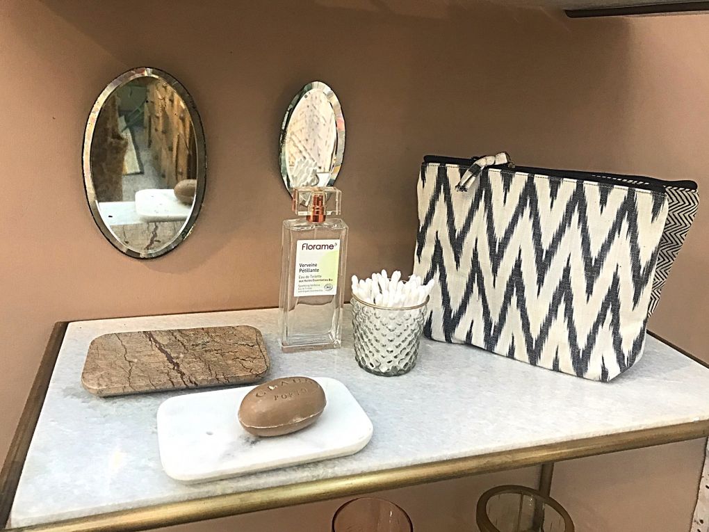 Soapdish white-grey HG-19