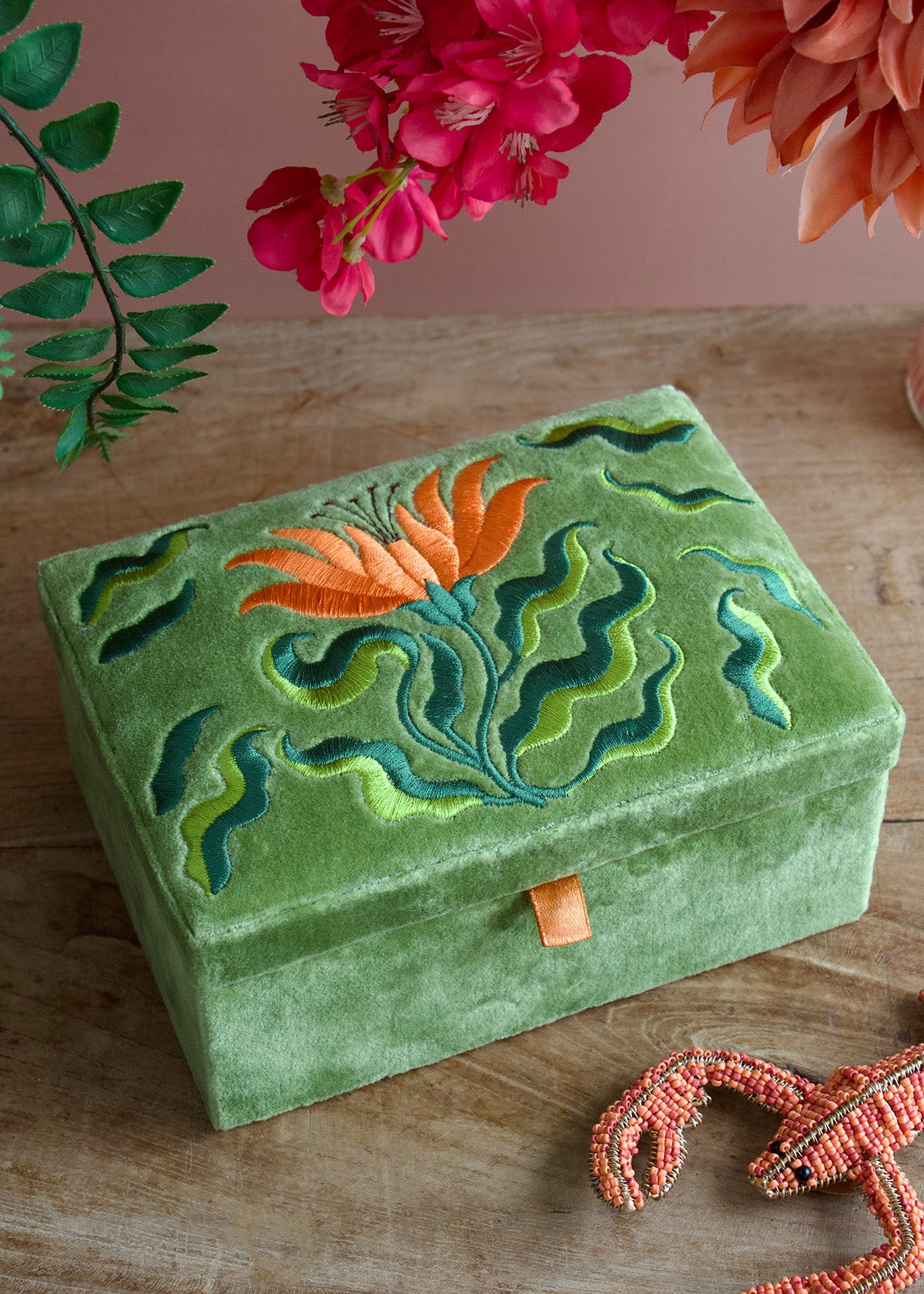 Folk Floral Photo Frame Moss Green AKS589316B