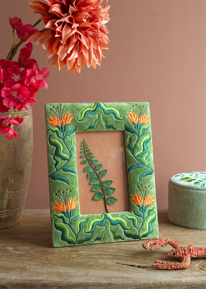 Folk Floral Photo Frame Moss Green AKS589316B