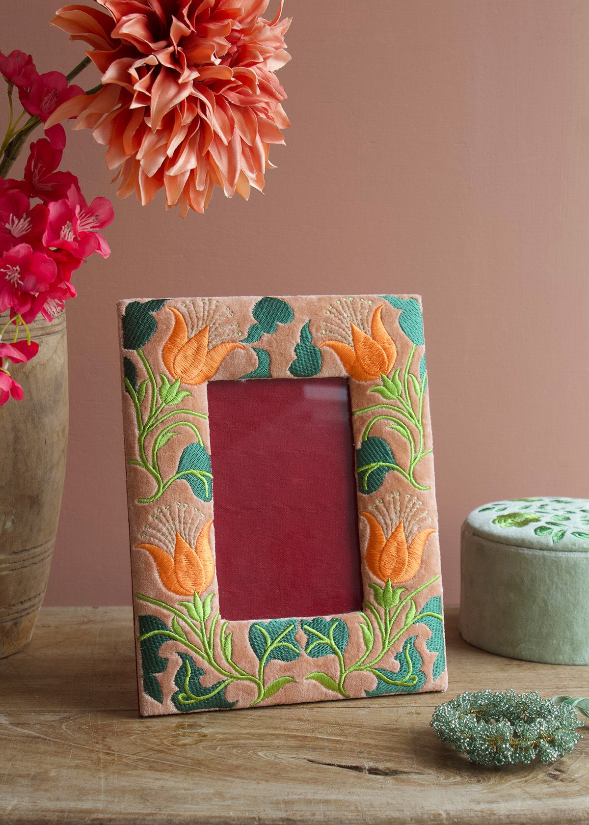 Folk Floral Photo Frame Soft Peach AKS589318B