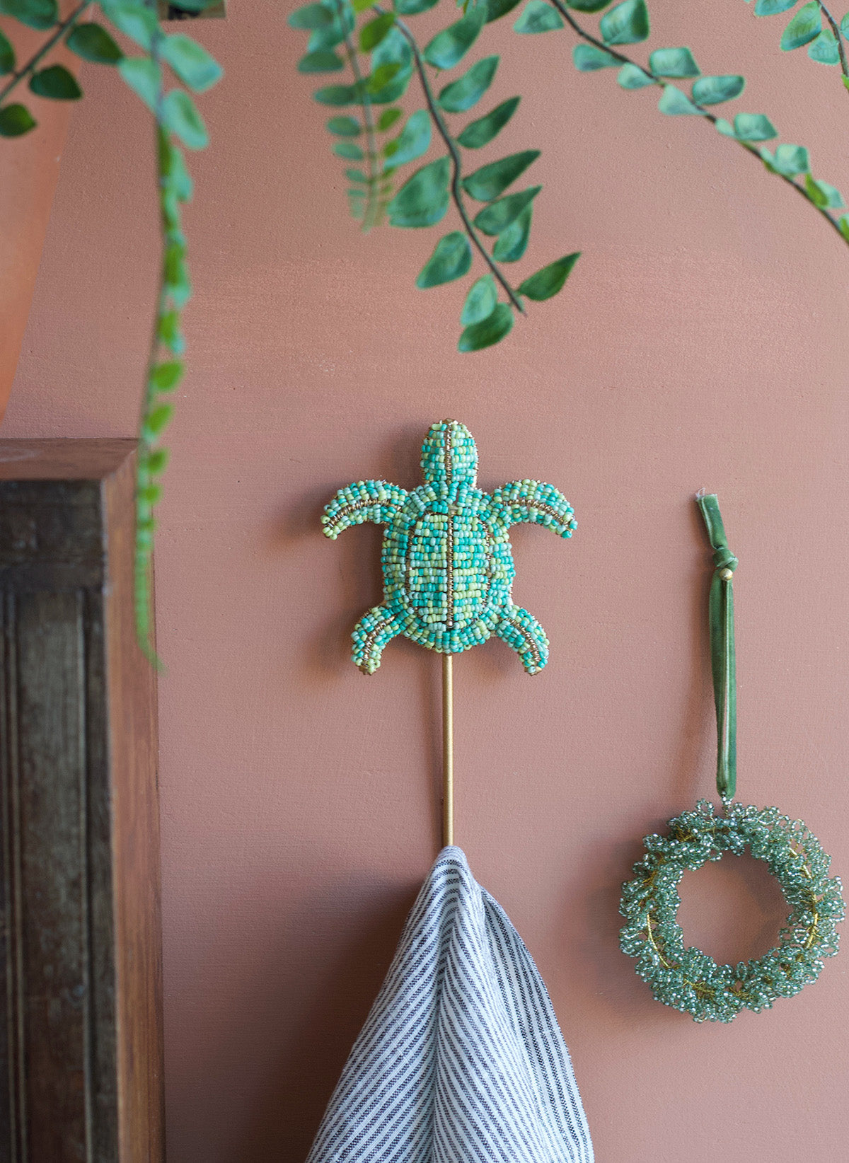 Turtle Hook Sea Green AKS62850