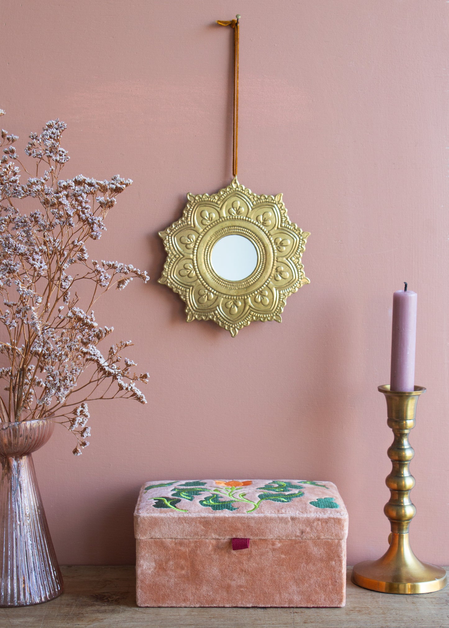 Solis Mirror NAW524