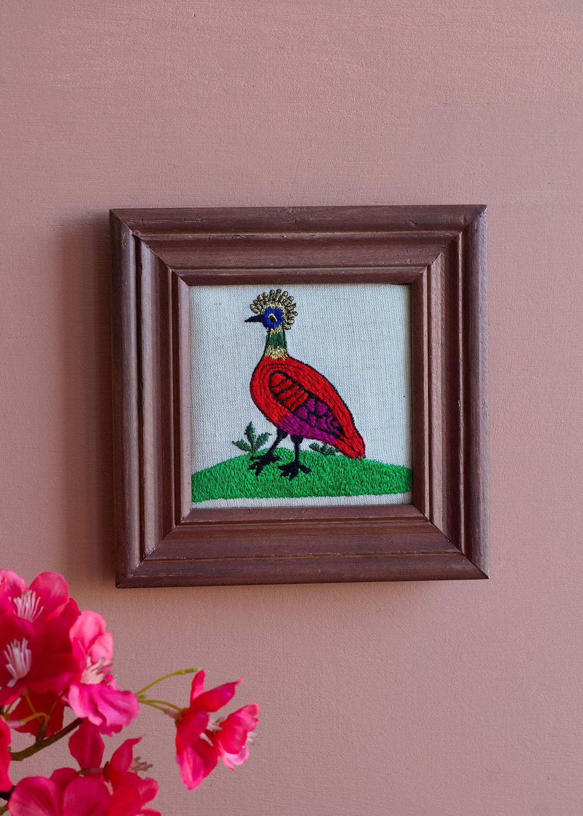 Embroidery Frame Crested Bird AKS589313