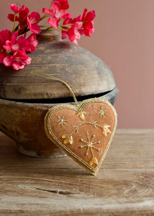 Heart Ornament Toasted Nut AKS015