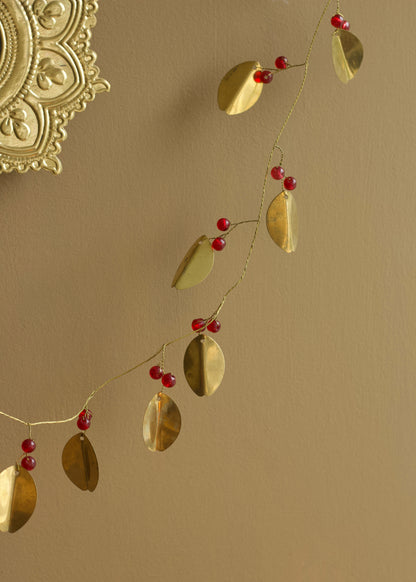 Garland leaves with red berries EW-4622B