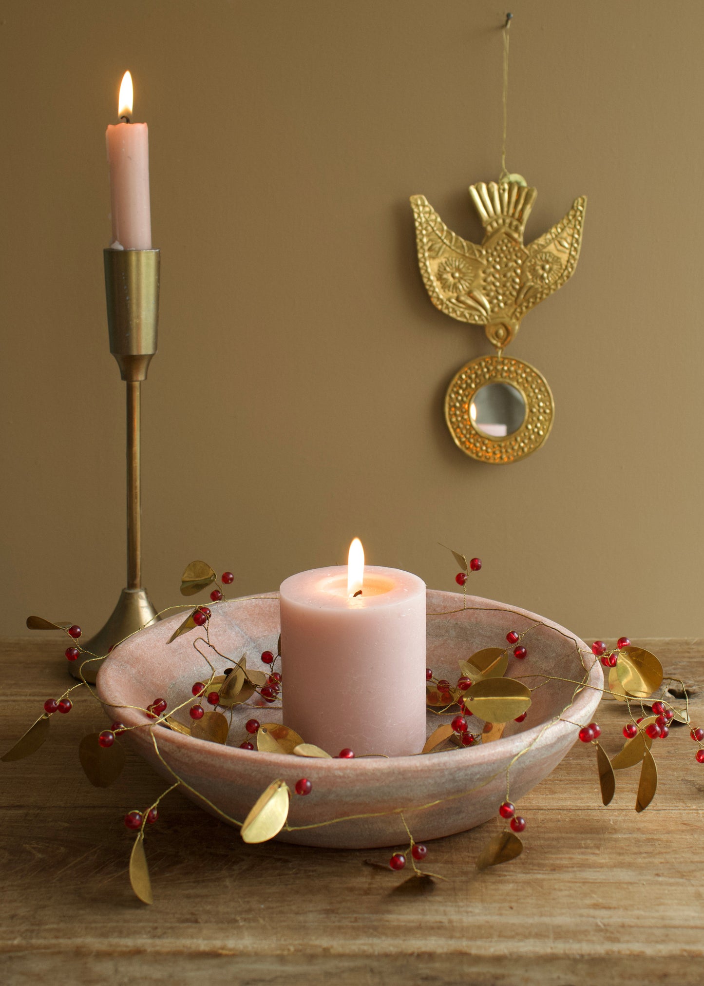 Garland leaves with red berries EW-4622B