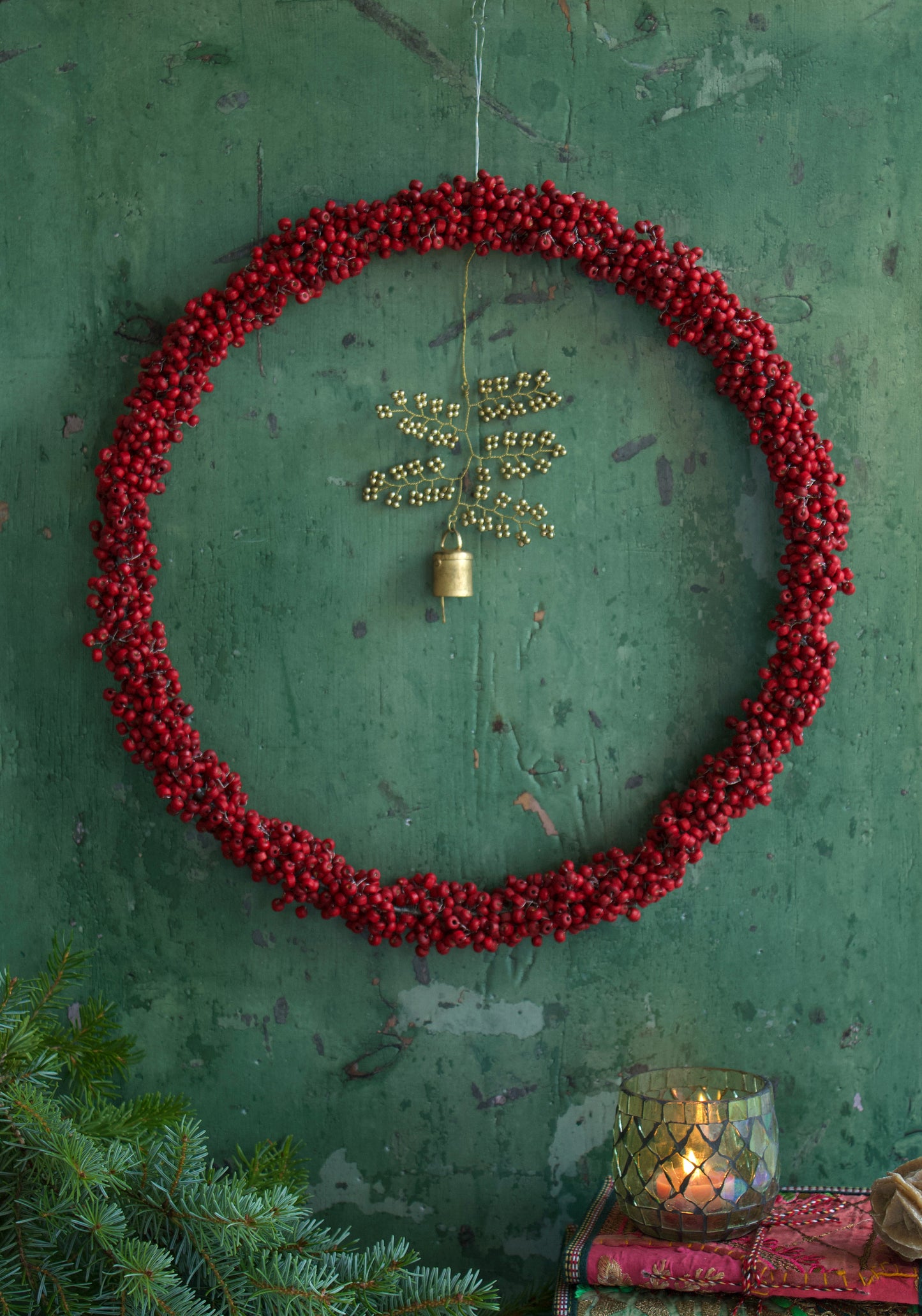 Wreath Red Berries L EW-5476