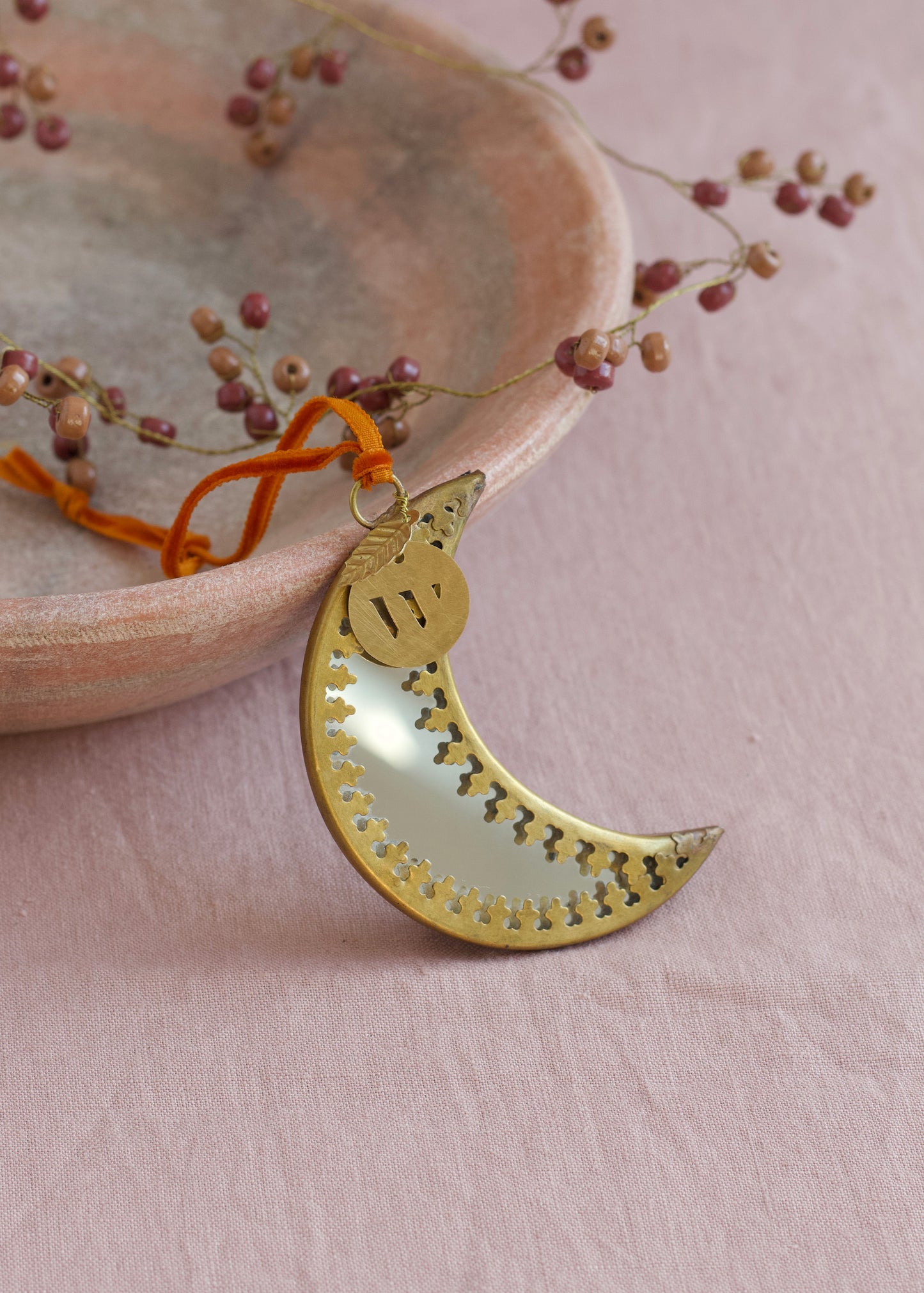 mirror ornament moon TI2137