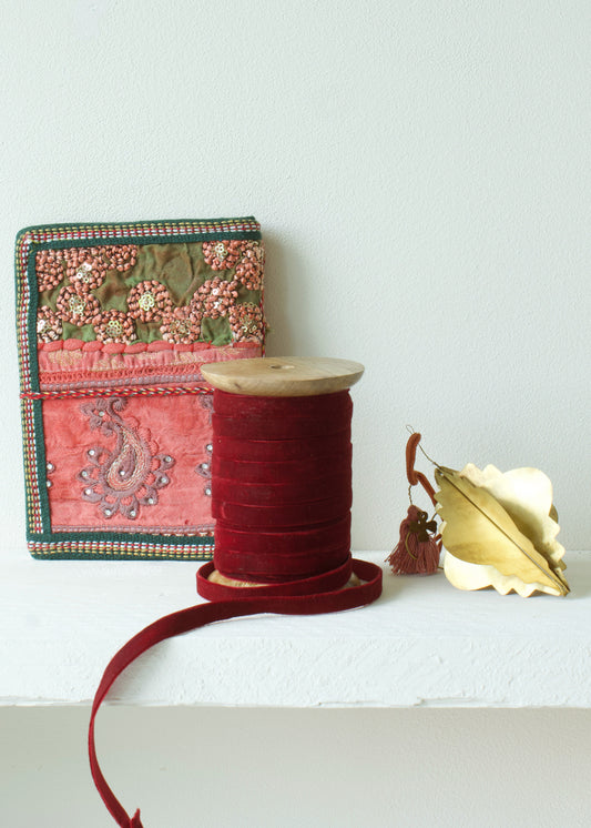 Plain velvet ribbon AE298