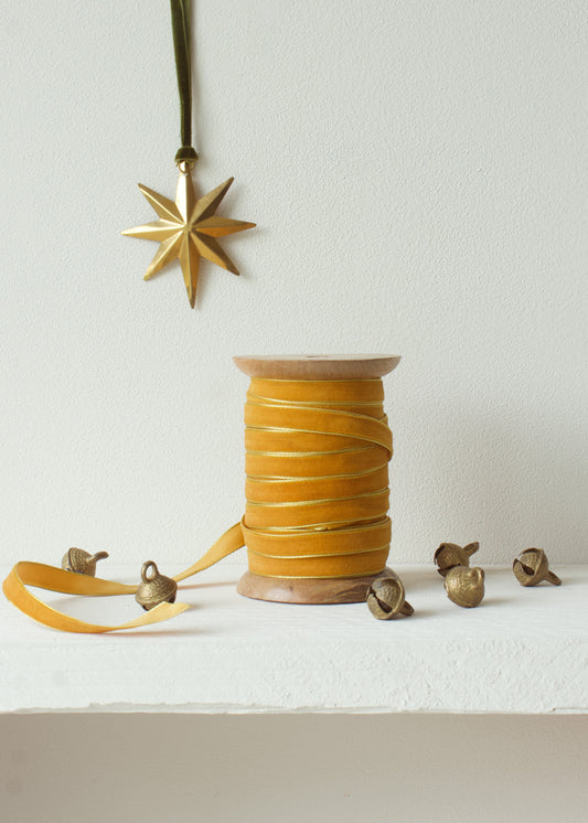 Ribbon golden rim AE990
