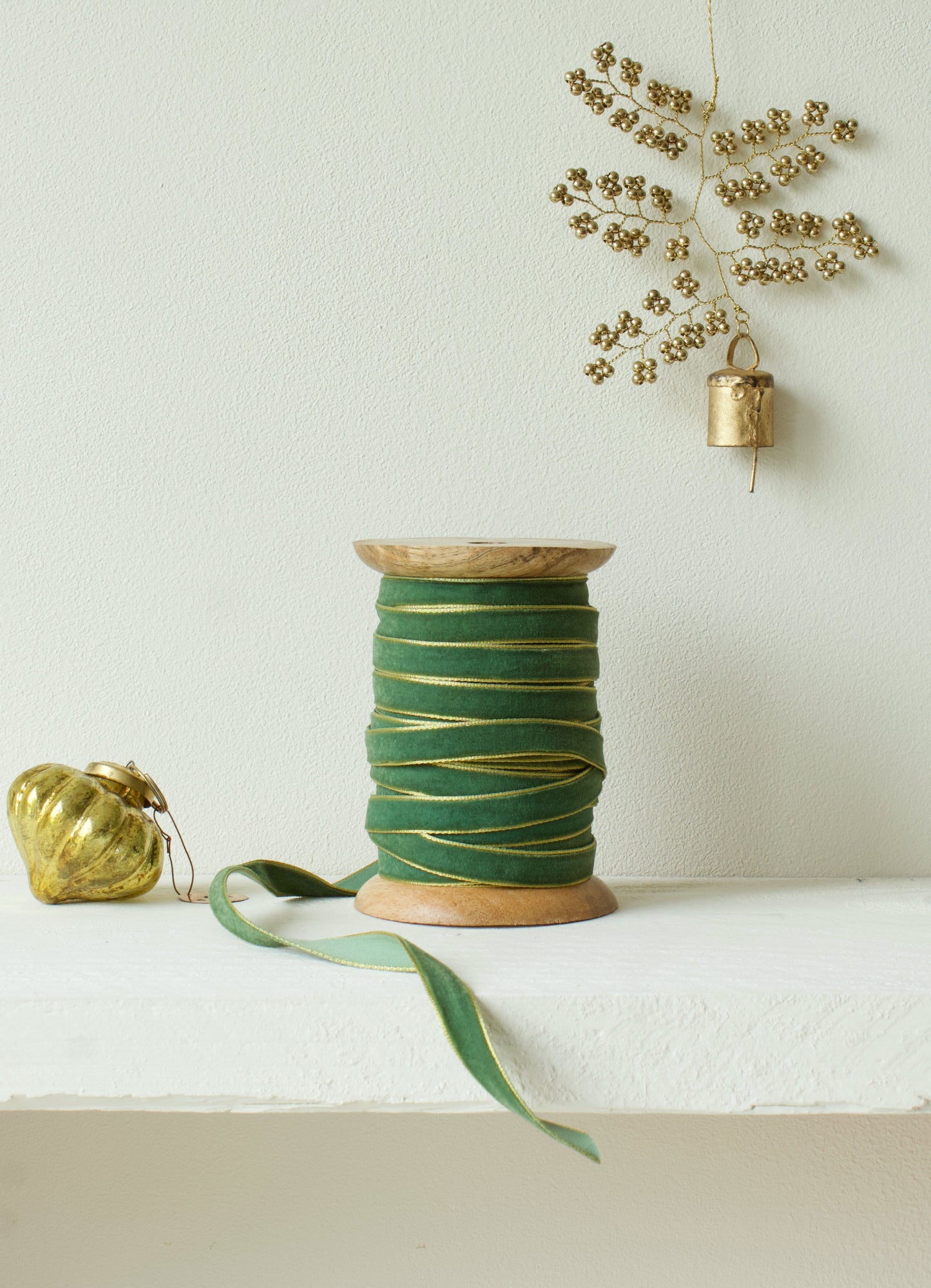 Ribbon golden rim AE001