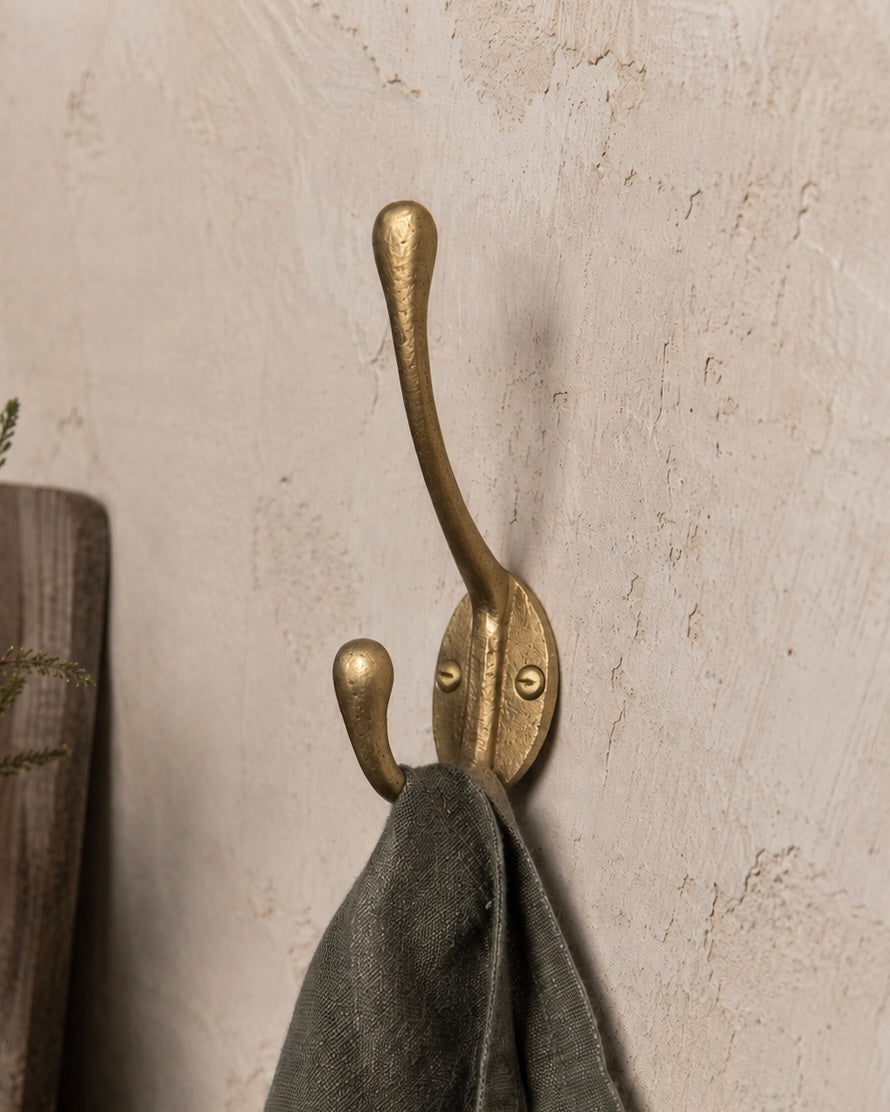 Hand forged metal hook MJ2506