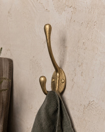 Hand forged metal hook MJ2506