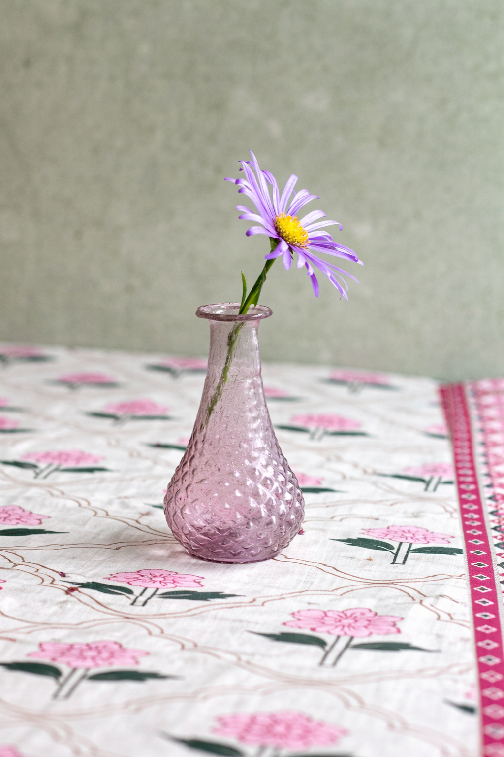 Petit vase violet WEL022