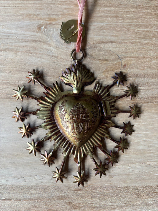 Sacred heart stars naw23161
