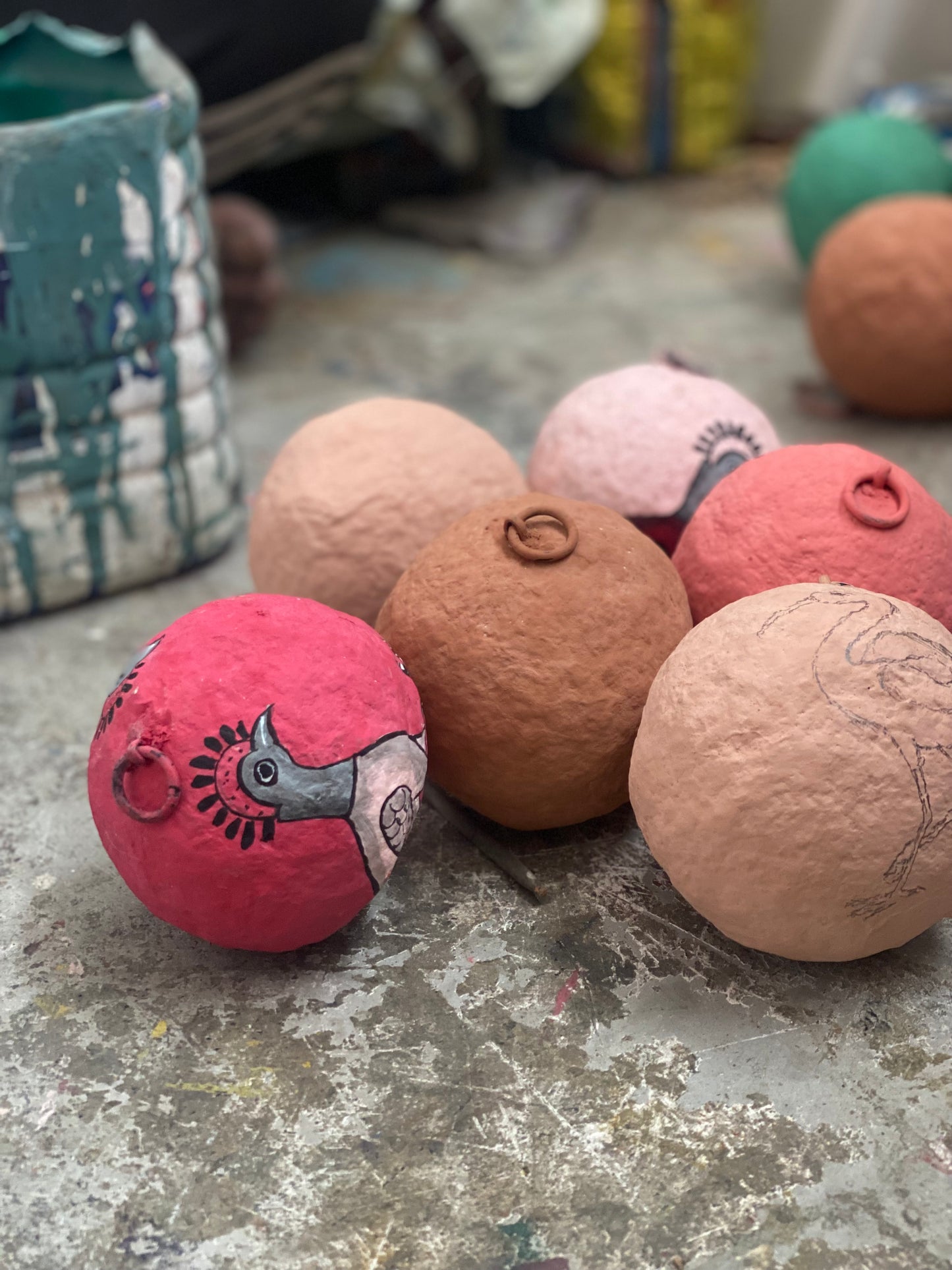 Paper Mache ball Kingfisher MJ25461