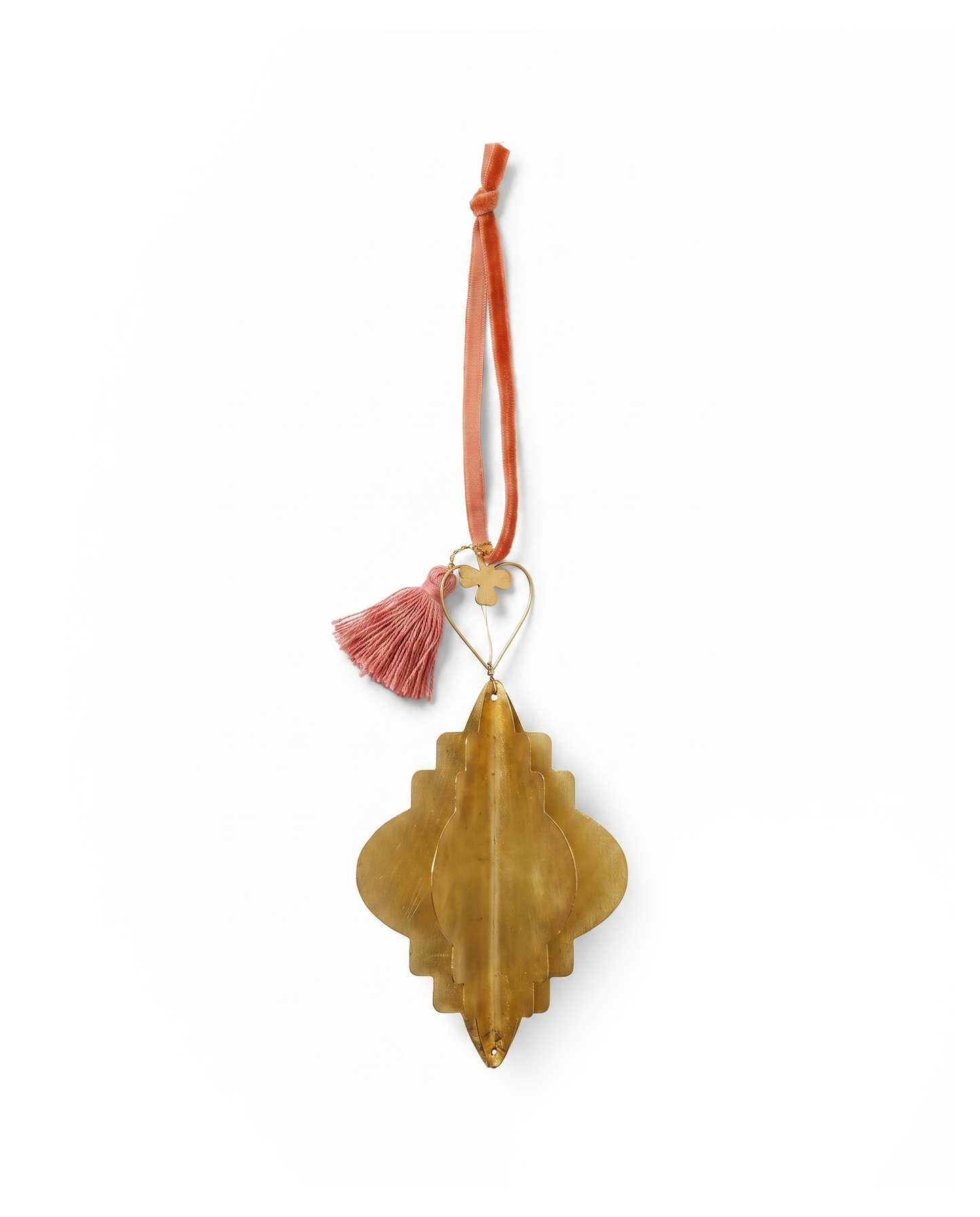 Quatrefoil Ornament NAW1515