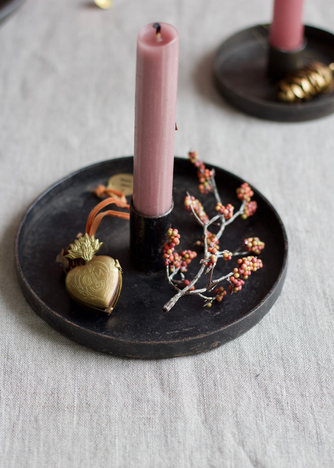 Candle holder black metal MJ-3