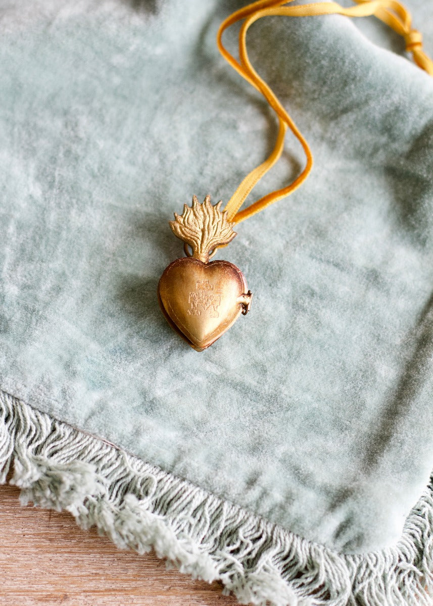 Mini sacred heart MA3018
