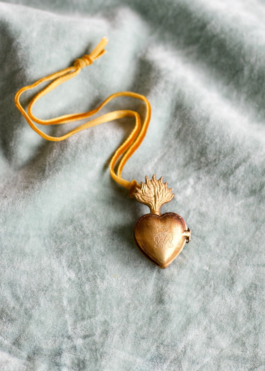 Mini sacred heart MA3018
