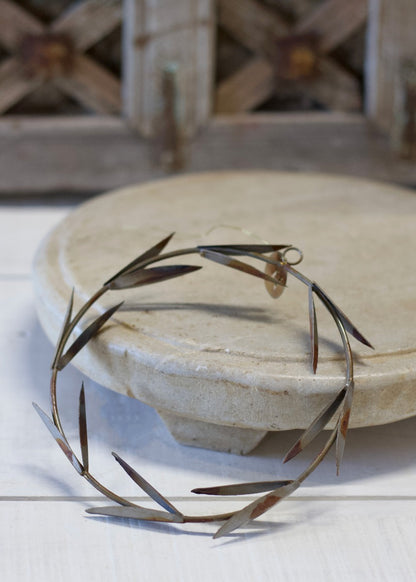 Wreath of leaves in zinc EW-5307zi