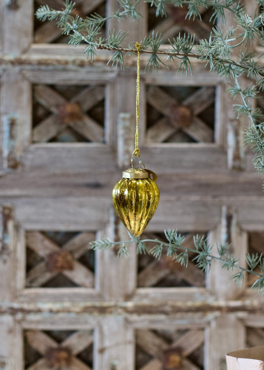 Kerstkegel glanzend goud WEL166